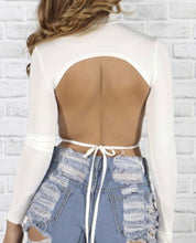 Load image into Gallery viewer, White Umbilical Waist Shirt