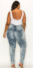 Load image into Gallery viewer, Plus Size Acid Wash Skinny Jeans