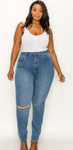 Load image into Gallery viewer, Plus Size High Rise Soft Denim Jeans